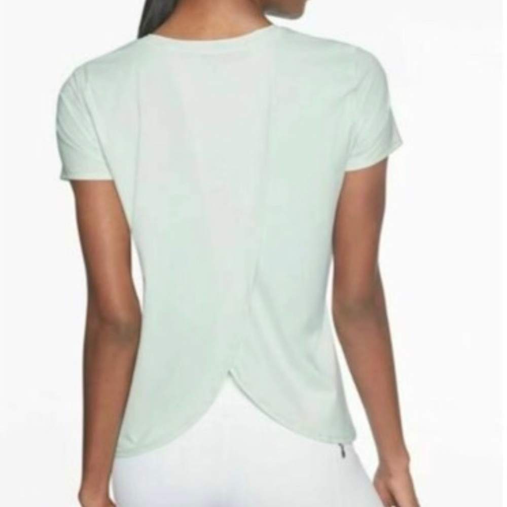 Athleta Sunlover UPF Tulip Back Tee L, EUC